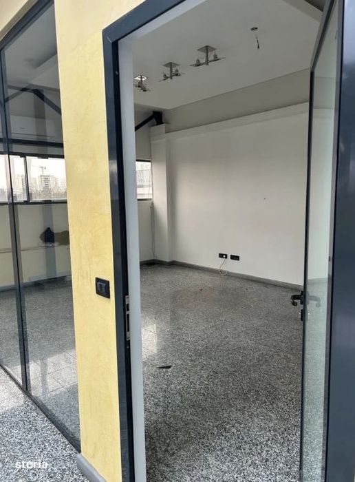 Spatiu Birouri sau | zona 2 cocosi | sector 1 | 3' metrou Straulesti