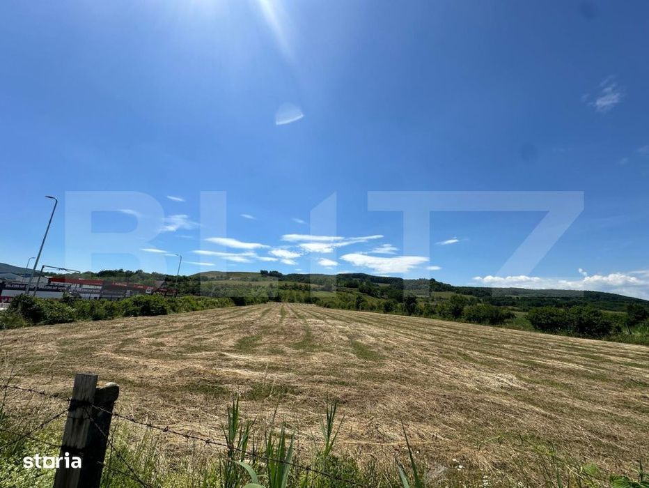 Teren in Cugir 12647mp, 7321mp intravilan si 5326 mp extravilan