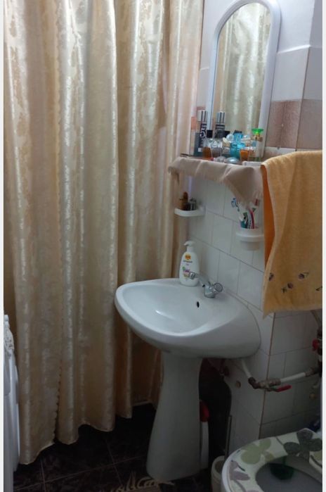 Propietar vand ap 2 cam spatios dec in Prundu zona buna