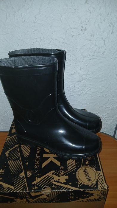 Сапоги резиновые 35 размер