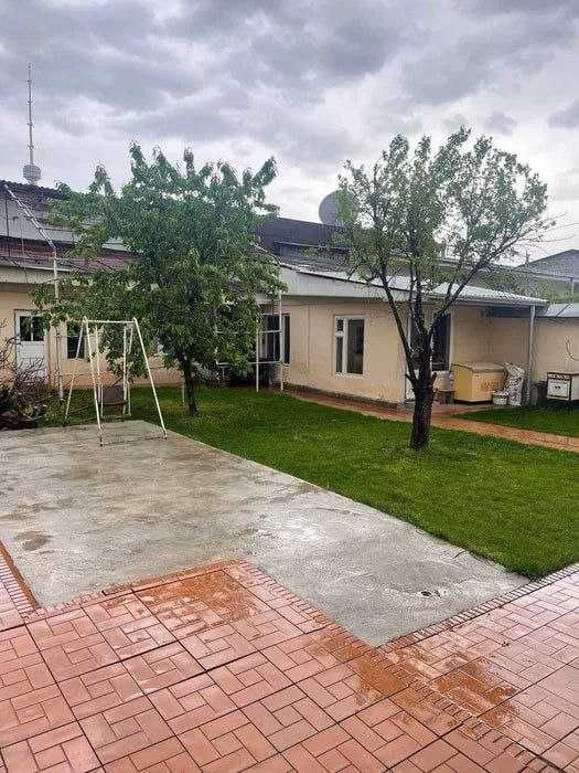 Срочно 4,3 сот. метро Шахристанская 5 комнат, 2 сан узла