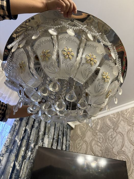 екі люстра бірге сатылады,