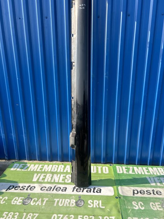 Prag , ornament prag stânga pchet AMG Mercedes W213