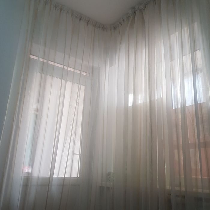 Продаю шторы в нормальном состоянии