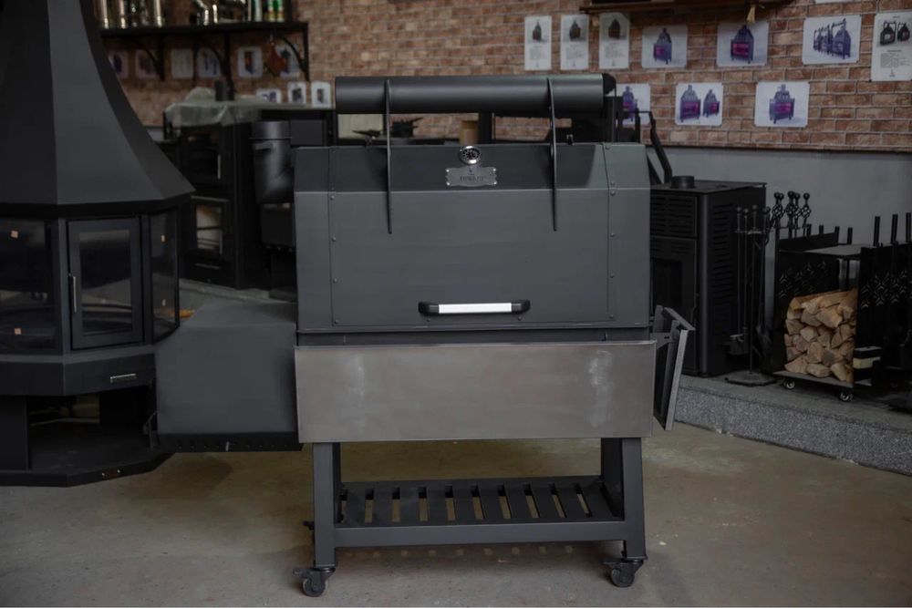 Смокер-гриль-коптильня-мангал PRO-135