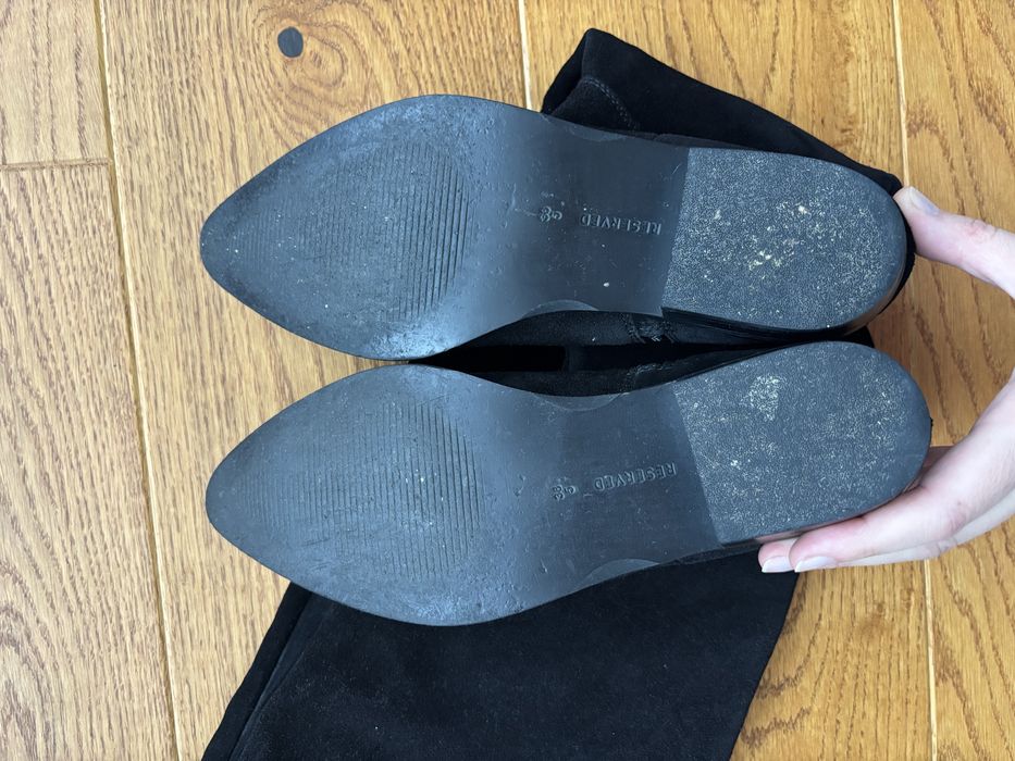 Cizme din piele intoarsa nr 38