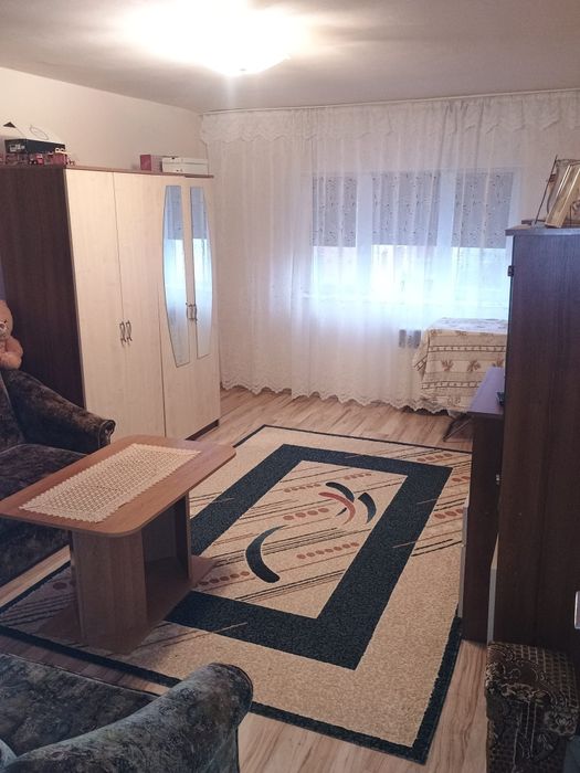 Vând apartament 2 camere pe str.Muresului
