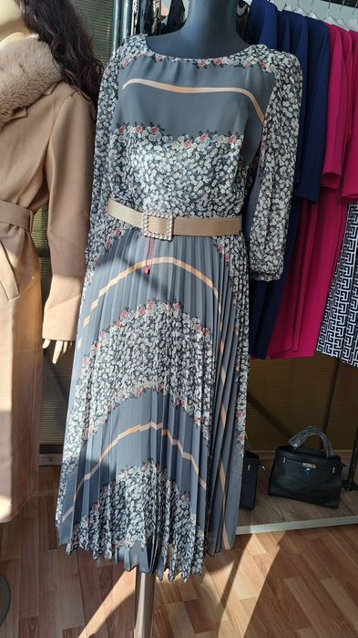 Rochii  noi elegante pentru sezonul de primăvară