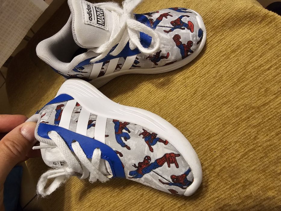 Încălțăminte adidas copii, marimea 23
