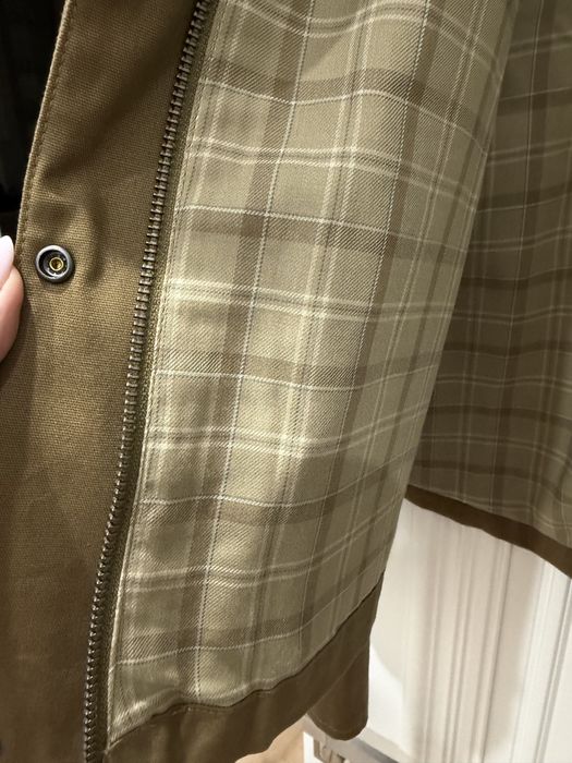 Короткий тренч Uniqlo