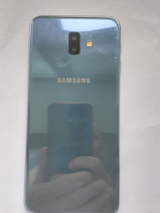 Продам Samsung galaxy J6+ 64Гб