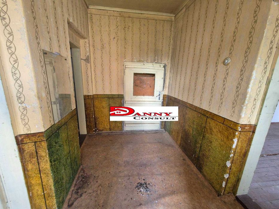 Едноетажна къща за продажба в с. Писарево