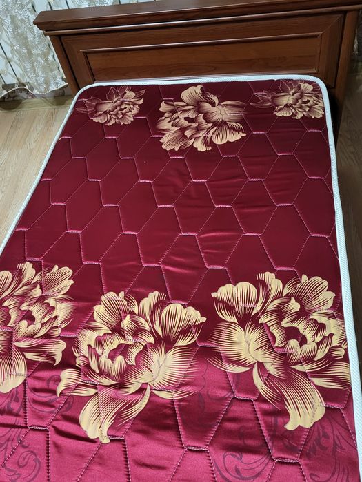 Односпальная кровать