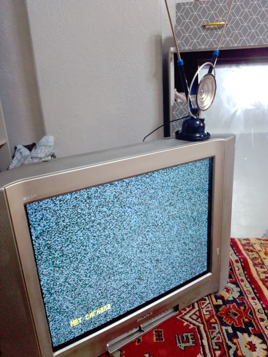 Тв продаю, работает