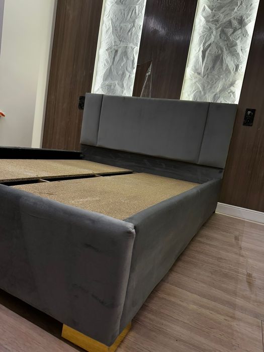 Кровать двуспальная