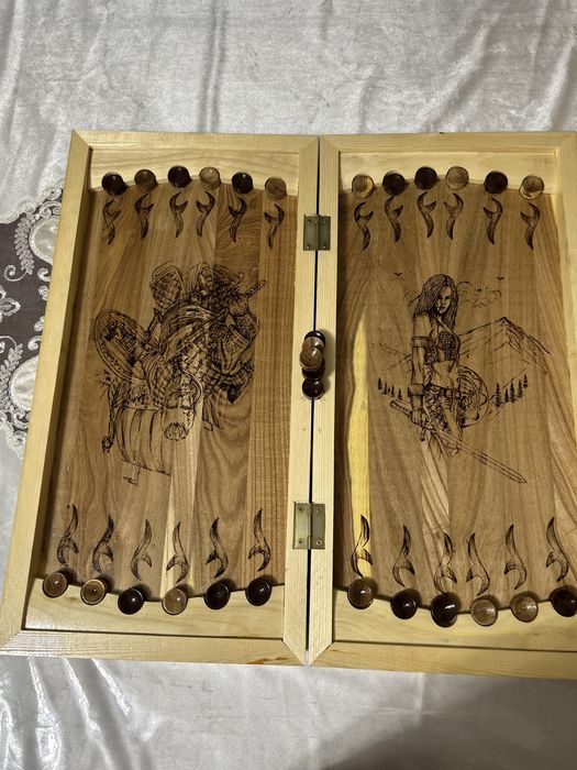 Продается нарды хорошое качество ручная работа