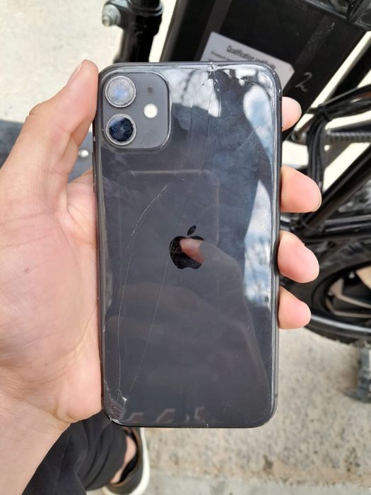 Айфон 11 с гарантия
