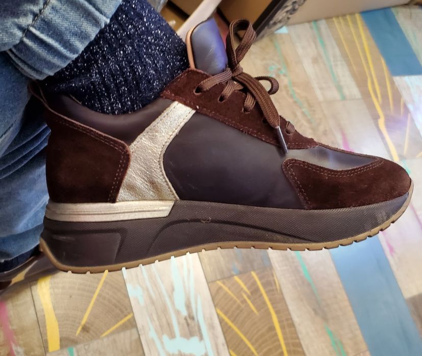 Дамски маратонки естествена кожа