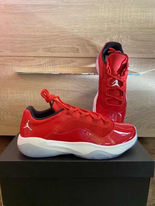 Nike Jordan 11 CMFT Low Cherry Red