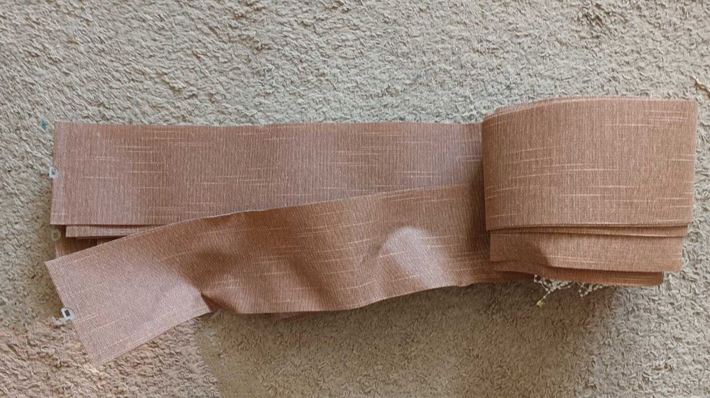 Корниз/алуминиеви релси 230 см и Вертикални щори