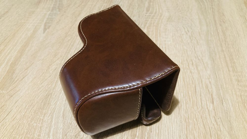 Оригинален кожен калъф за фотоапарат Sony A6000 и други