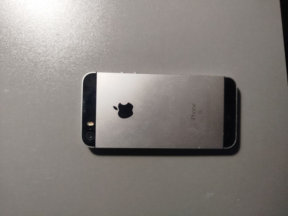 iPhone 5 SE 64 гб