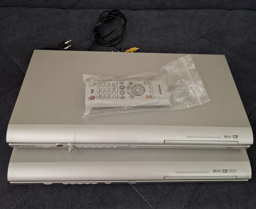 Продаются 2 DVD Samsung.В отличном состоянии.один с пультом,второй без