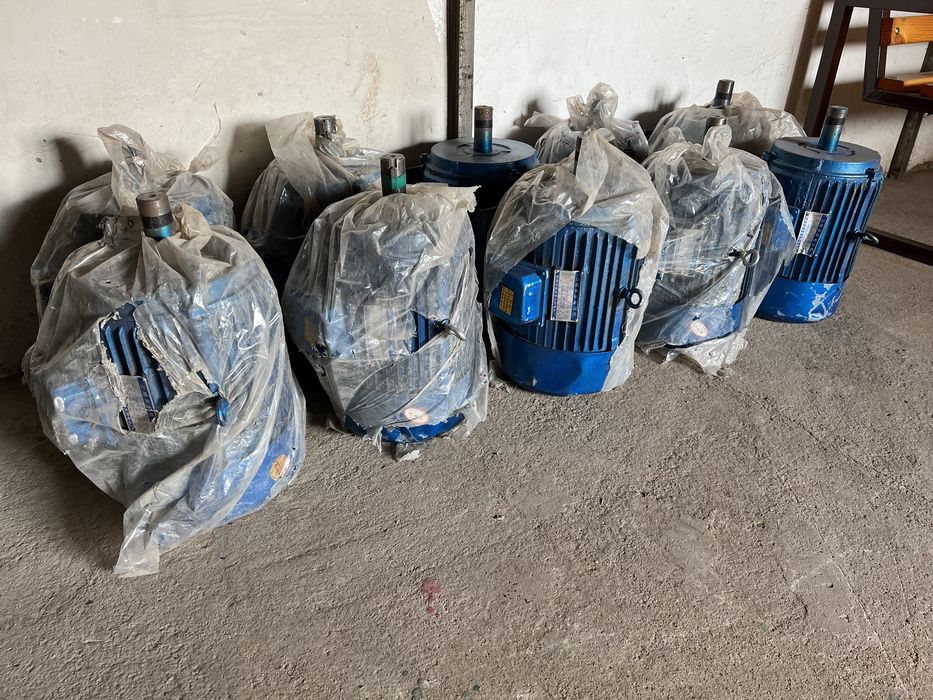 Электродвигатель на 220V-380V