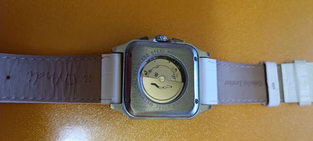 Часы механические