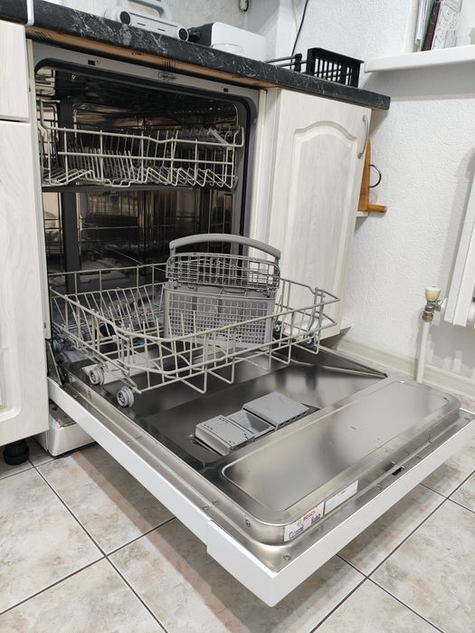 Посудомойка Bosch,