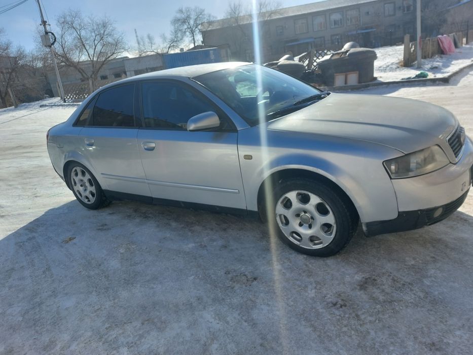 Автомобиль  ауди а4 б6