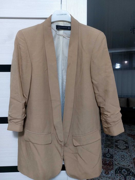 Продам вещи размеры 44-46