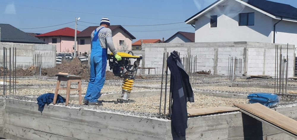 inchiriez scule - motosapa, compactor, tocatoare crengi, etc