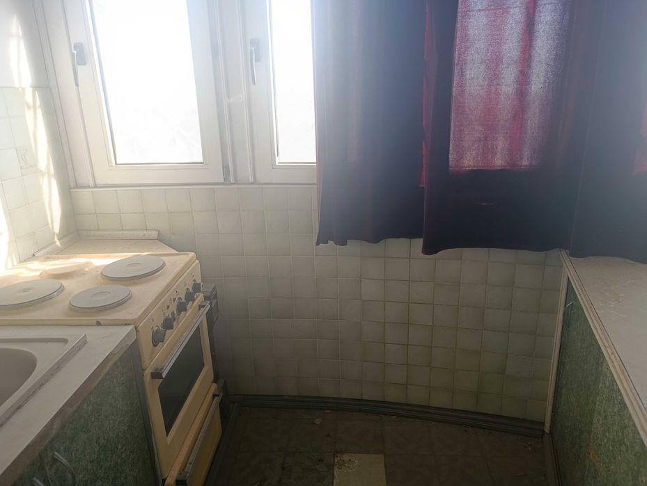 Продам долю в однокомнатной квартире на Ц5, на 9 этаже 16 этаж дома