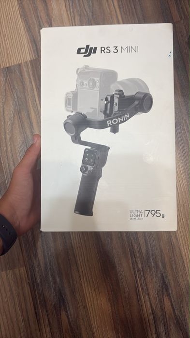 DJI RS 3 mini новый стабилизатор