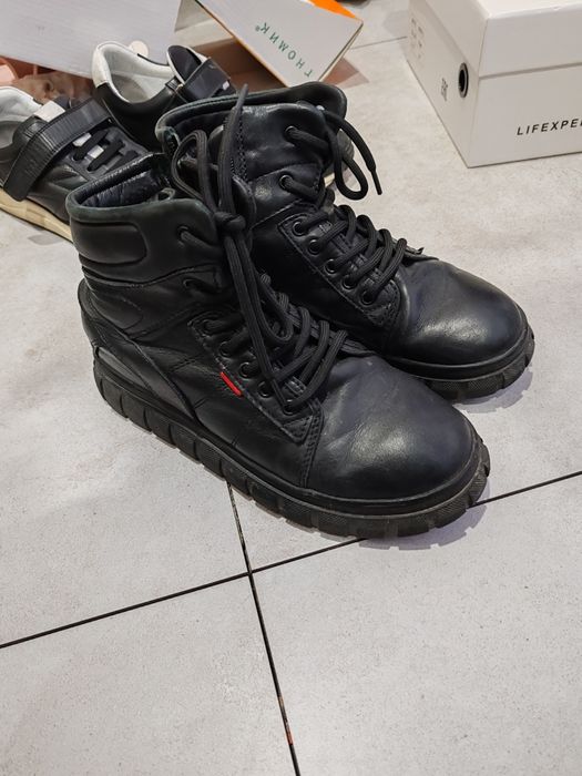 Продам ботинки на мальчика демисезон. Натуралка.