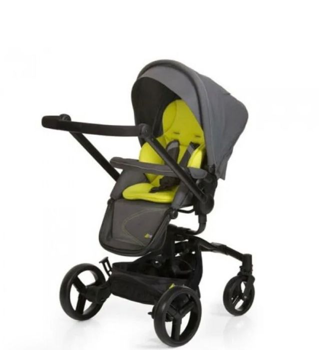 Продаю коляску Hauck