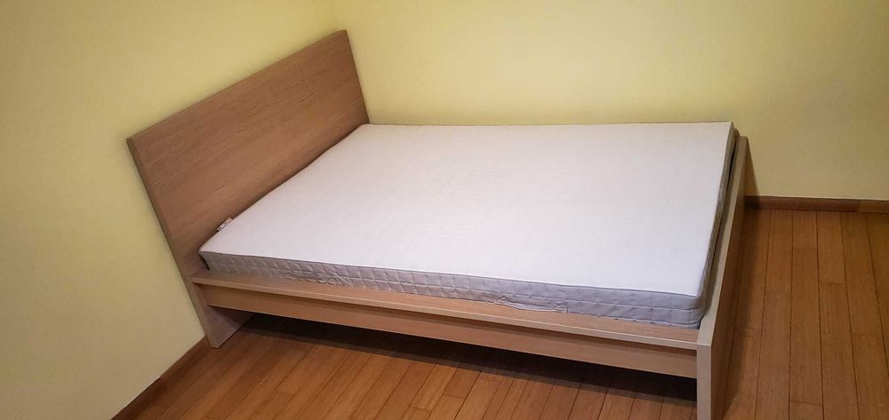 Pat IKEA MALM cu saltea HAFSLO 140x200