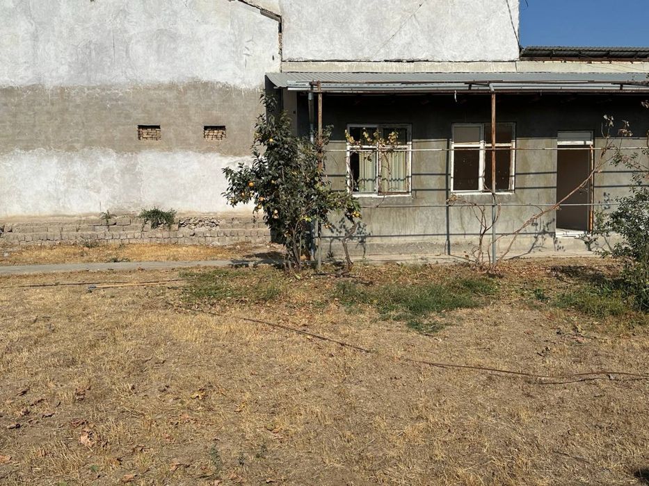 Yer sotiladi 6 sotok/ продается 6 соток земьли.