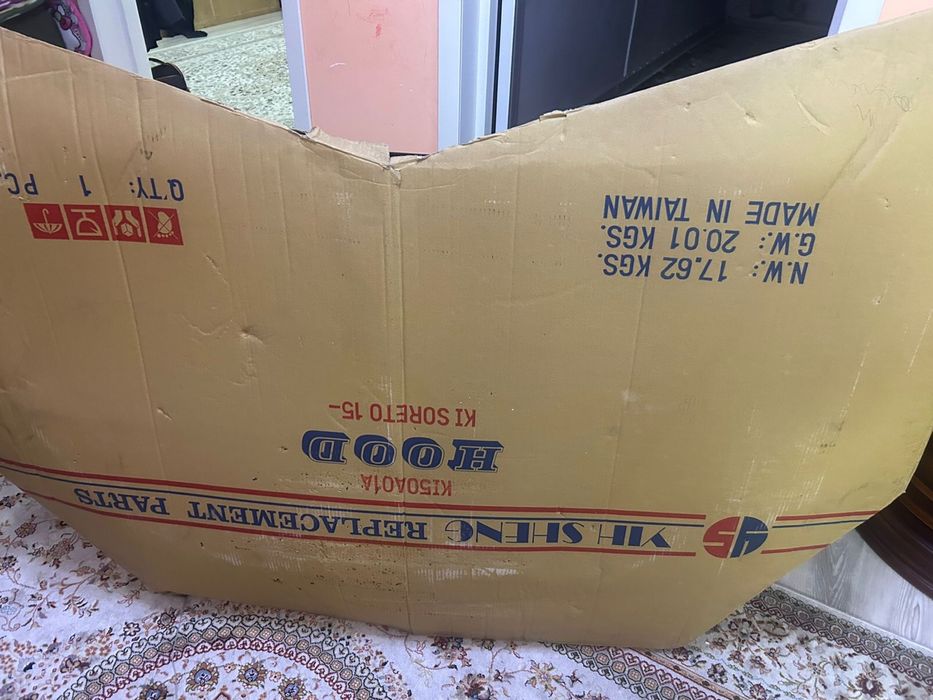 Капот на Kia Sorento