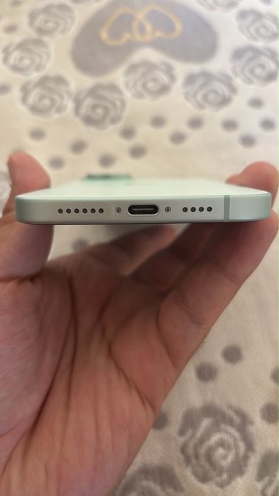 Продается Iphone 15 Plus 128 Gb