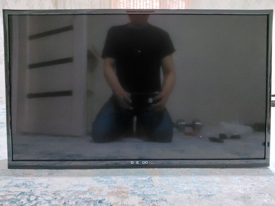 Продается смарт телевизор