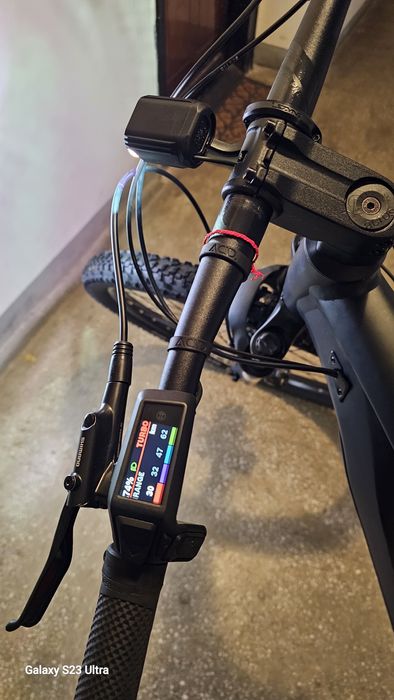 Bicicleta e-bike CUBE Reaction