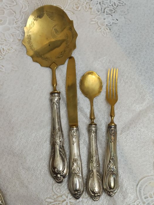Сребърни стари  прибори Солинген с позлата