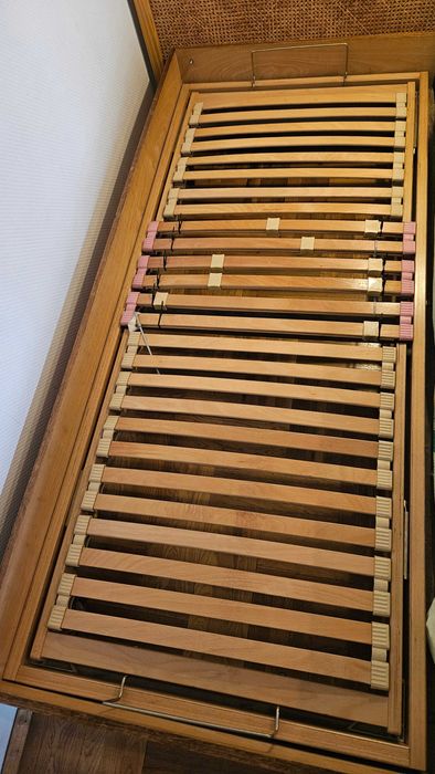 НАМАЛЕНА ЦЕНА! Подматрачни рамки 2 бр. За легла 82/186 см.