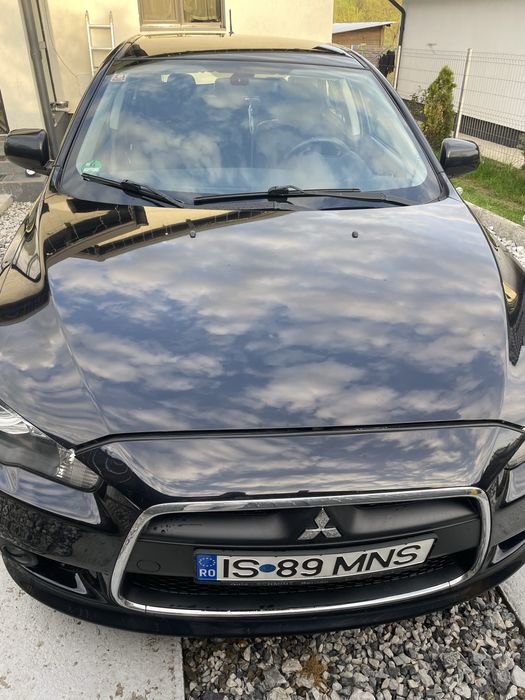 Mitsubishi lancer
