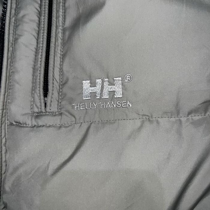 Оригинално сиво пухено яке Helly Hansen