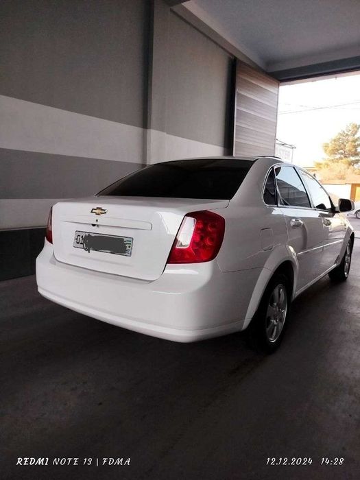 Срочно продам LACETTI AT