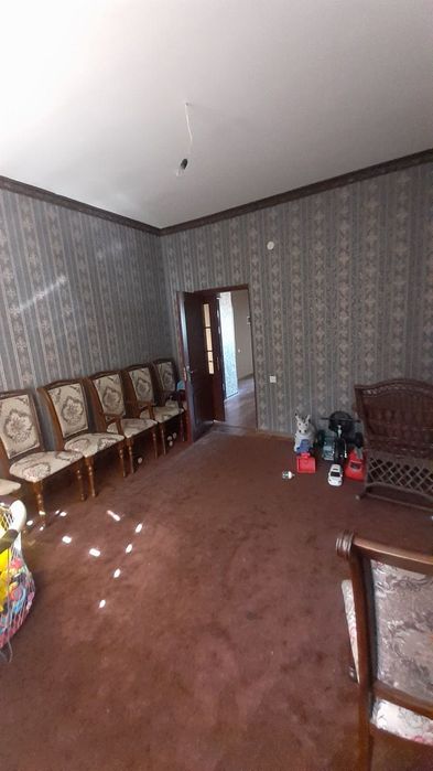 Uy sotiladi 2 xonali