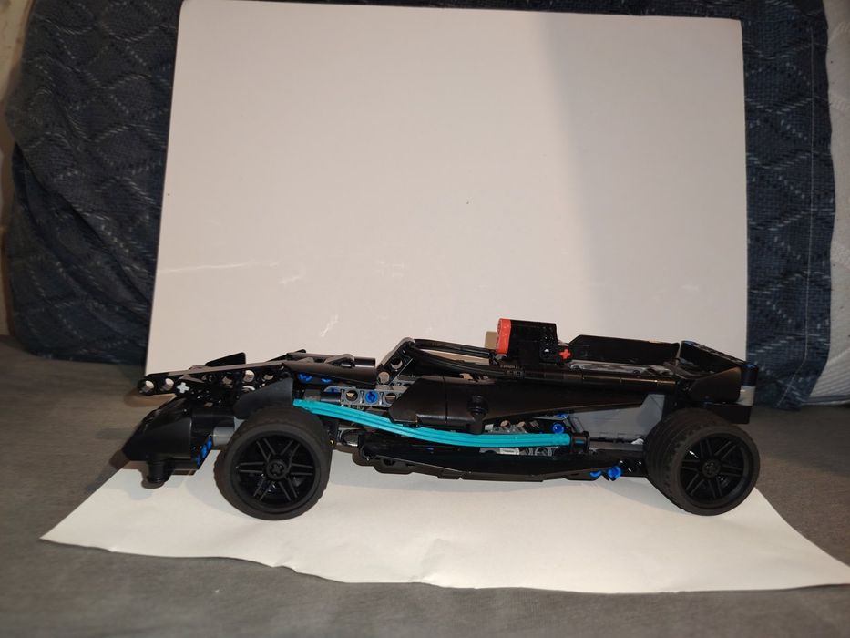 Слушалки,Лего,Руби-кубче,смарт часовник...